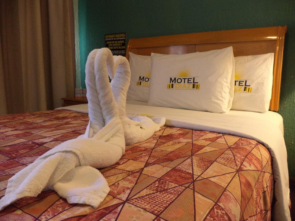 تيجوانا Hotel Diaz الغرفة الصورة