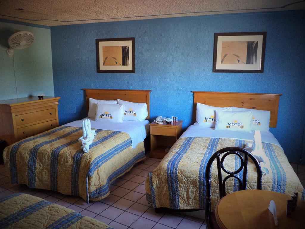 تيجوانا Hotel Diaz الغرفة الصورة