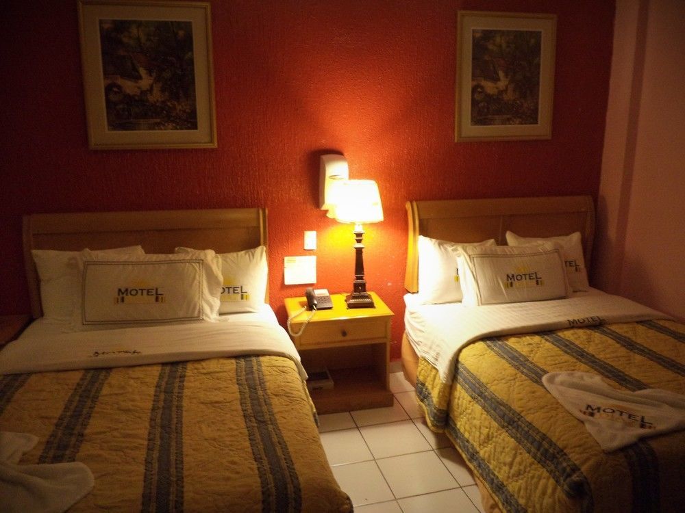 تيجوانا Hotel Diaz المظهر الخارجي الصورة